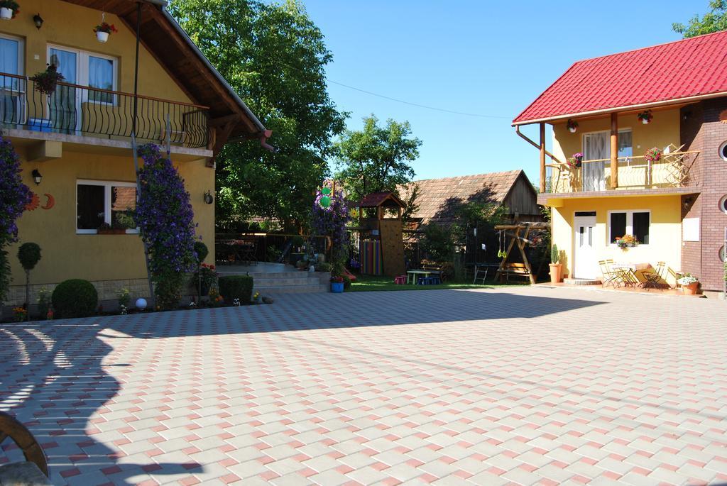 Pensiunea Soare Si Luna Praid Ngoại thất bức ảnh